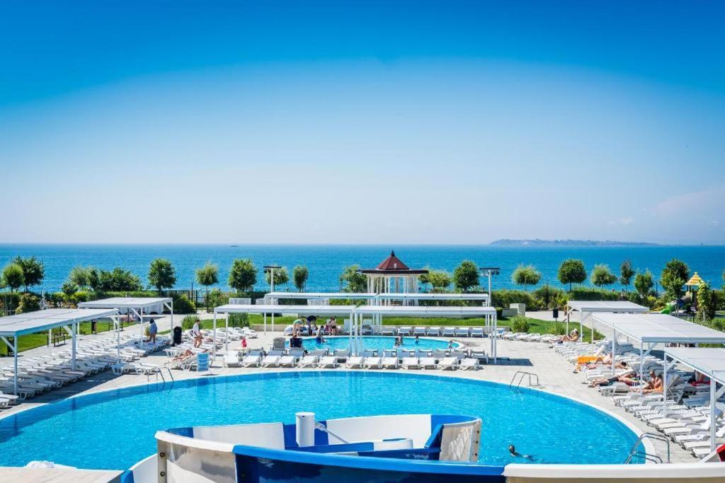 Premier Fort Beach Resort Pantai Sunny Luaran gambar