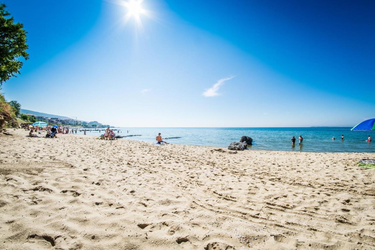 Premier Fort Beach Resort Pantai Sunny Luaran gambar