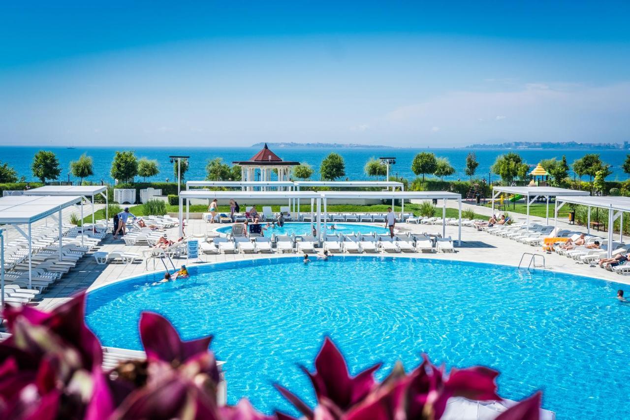 Premier Fort Beach Resort Pantai Sunny Kemudahan gambar